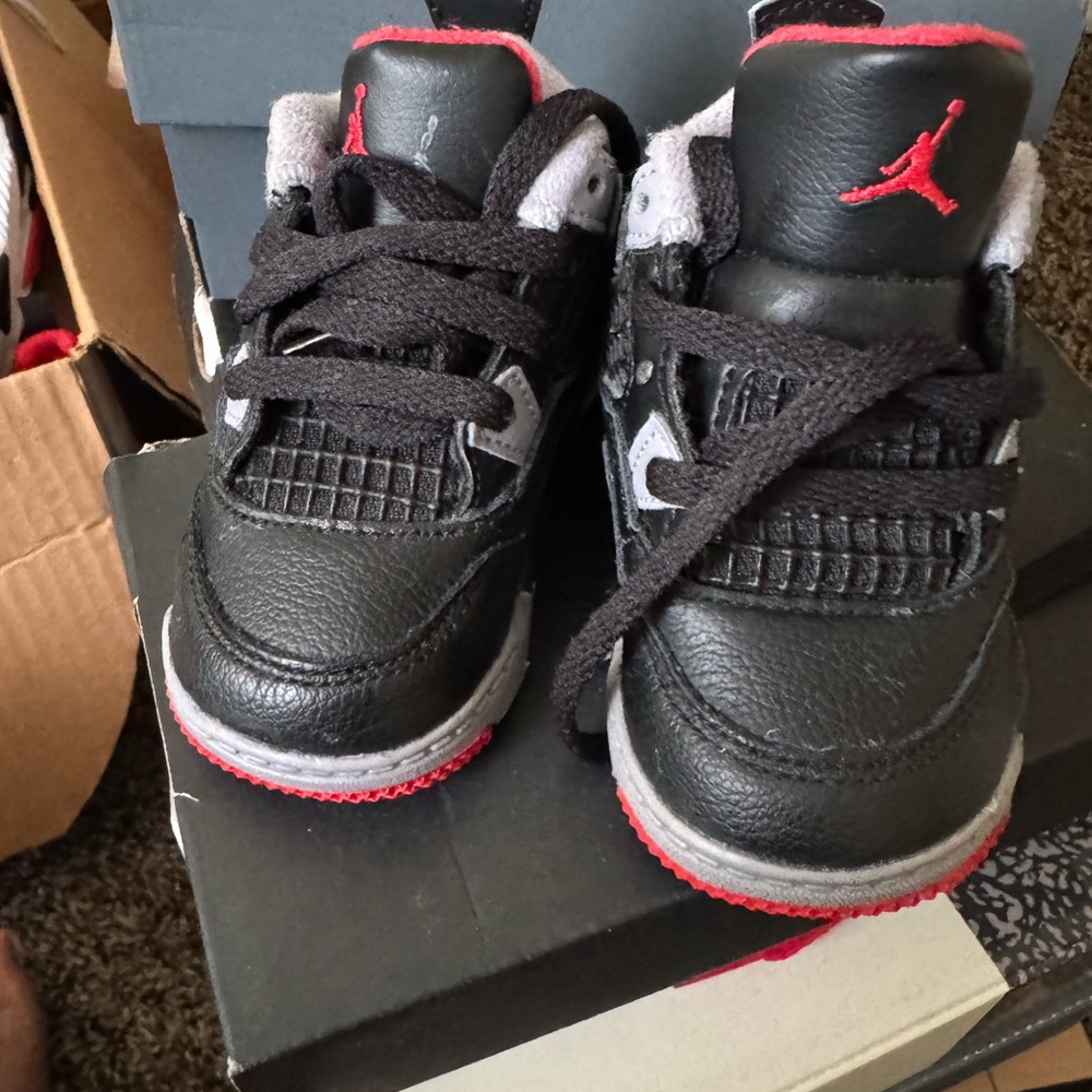 Air Jordan 4 retro 4c
